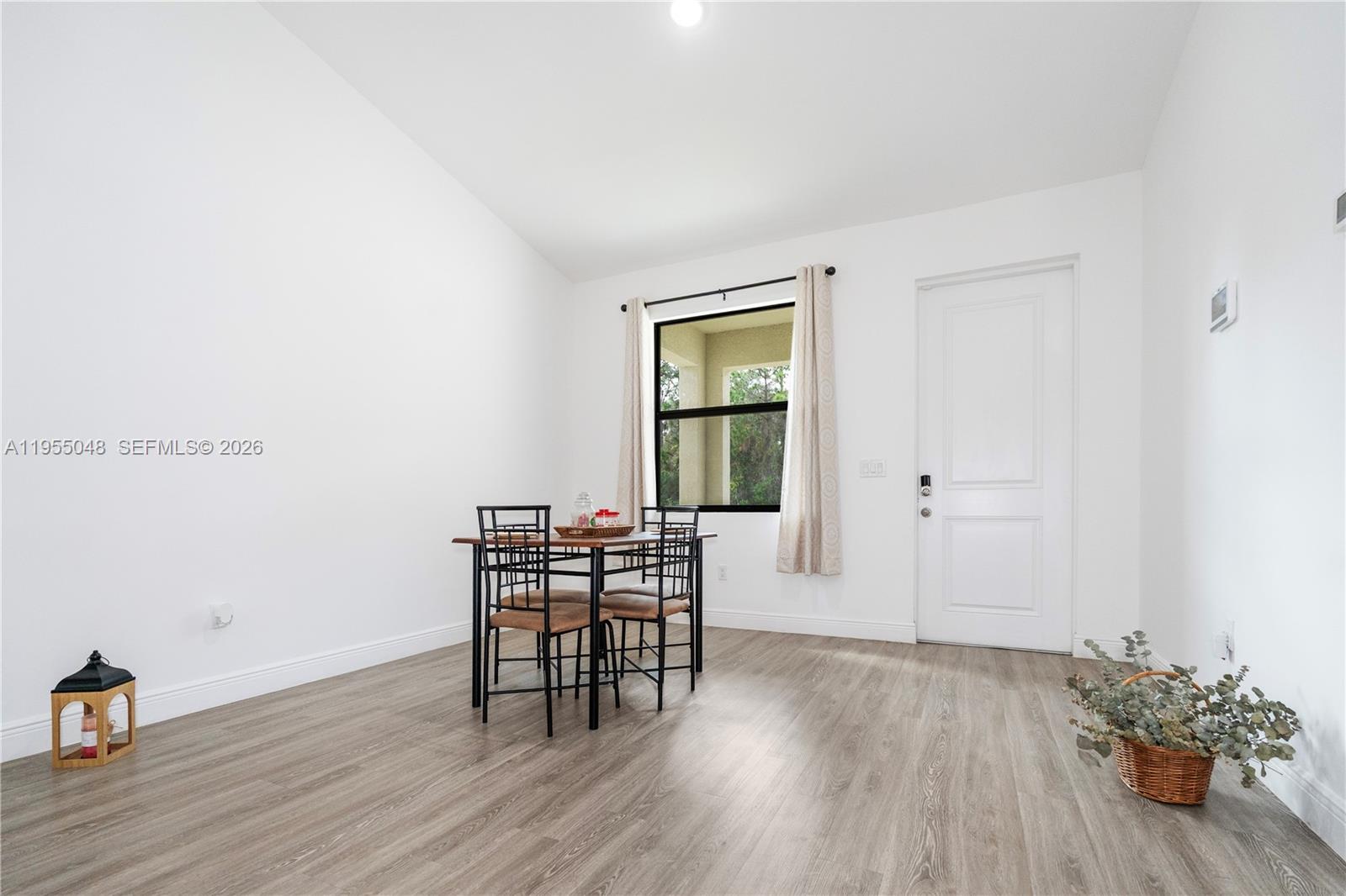 Port Labelle - Residential