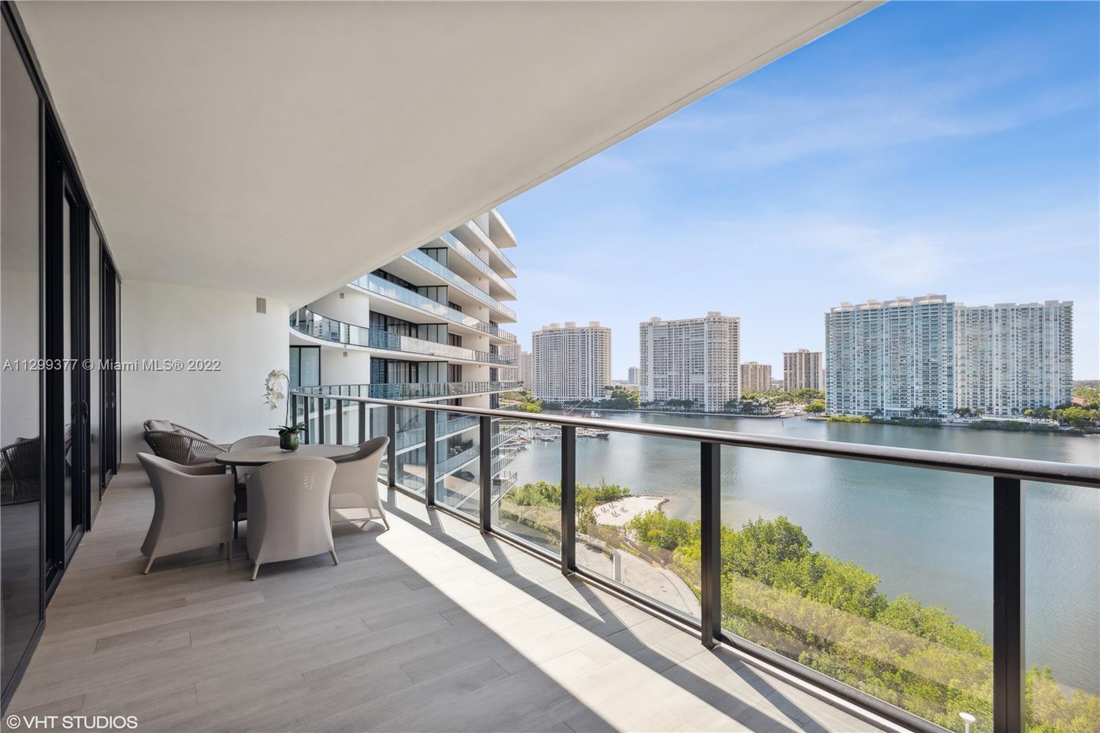 PRIVE CONDO - Residential Lease