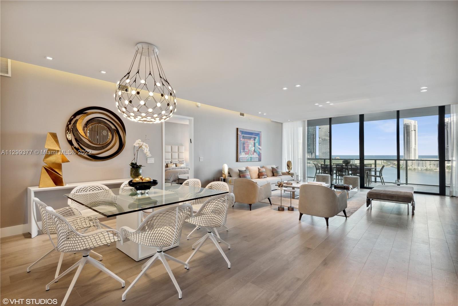 PRIVE CONDO - Residential Lease