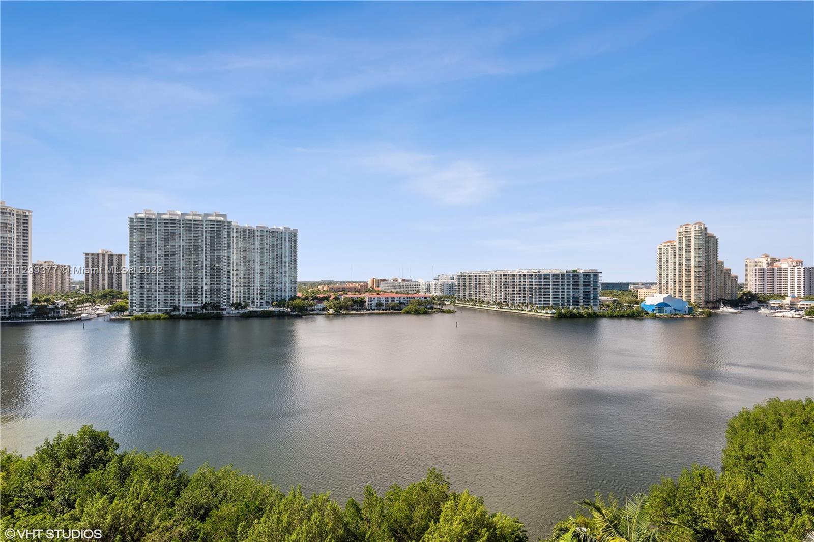 PRIVE CONDO - Residential Lease