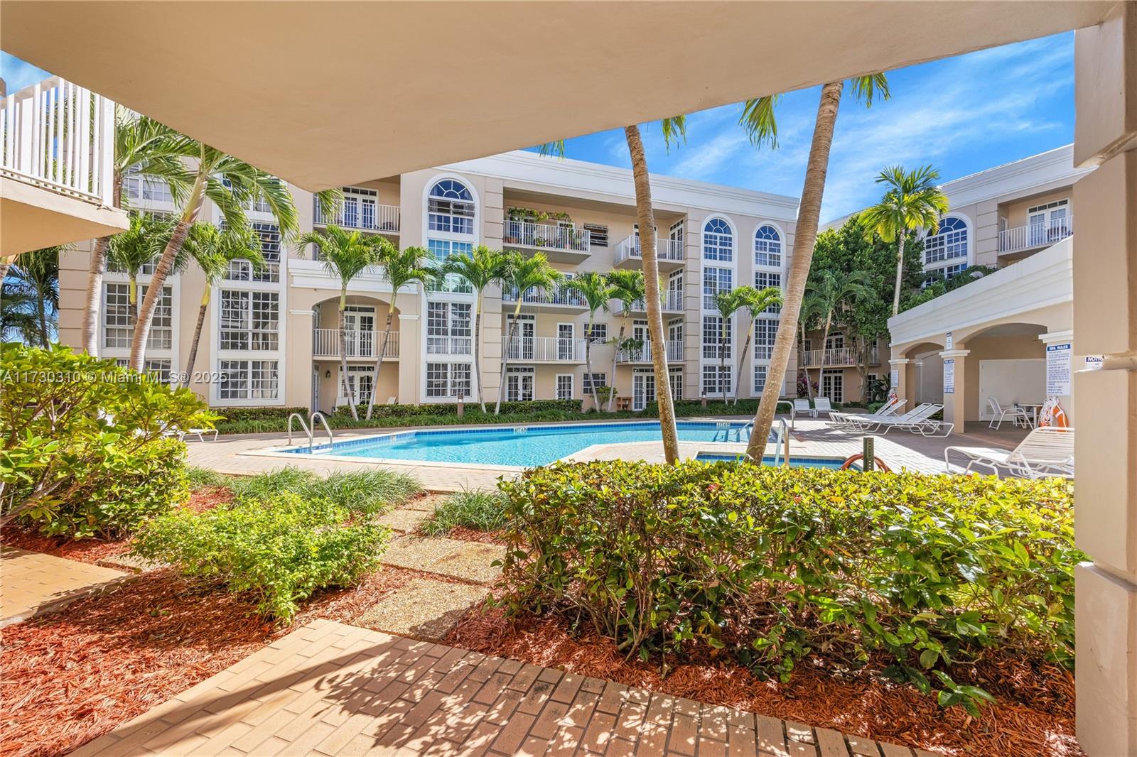 1280 S Alhambra Cir 1112, Coral Gables, Broward County, Florida - 2 Bedrooms  
2 Bathrooms - 