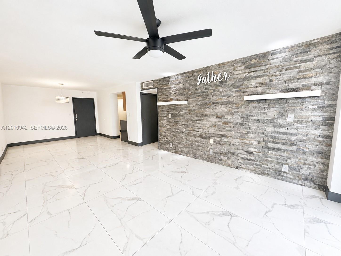 1825 W 44th Pl 501