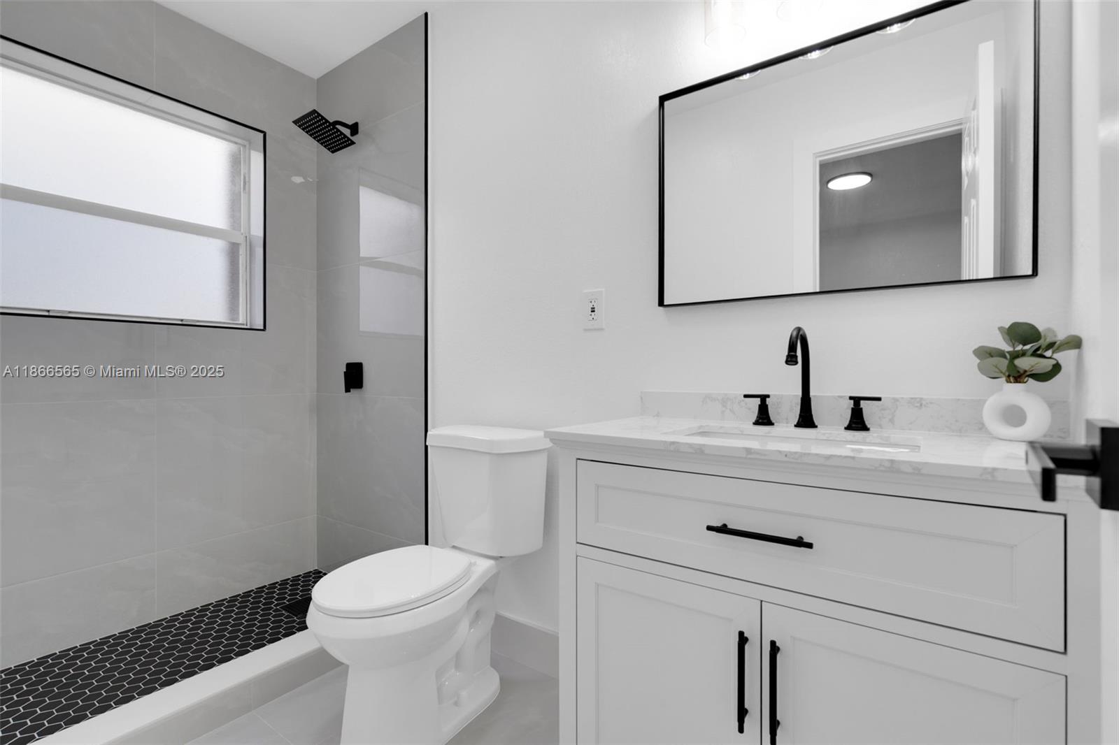 LIBERTY HOMES ESTATES SEC - Residential