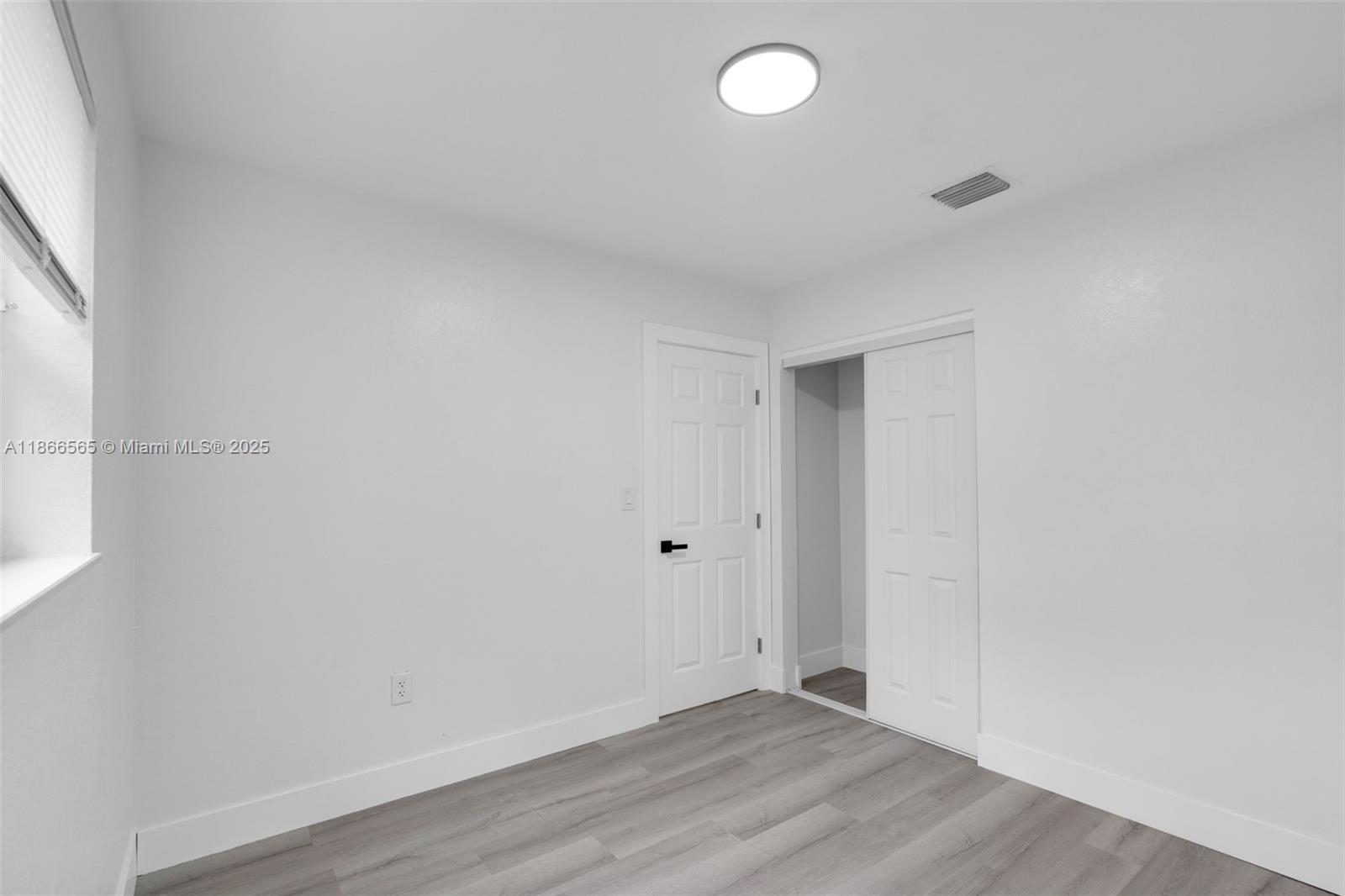 LIBERTY HOMES ESTATES SEC - Residential