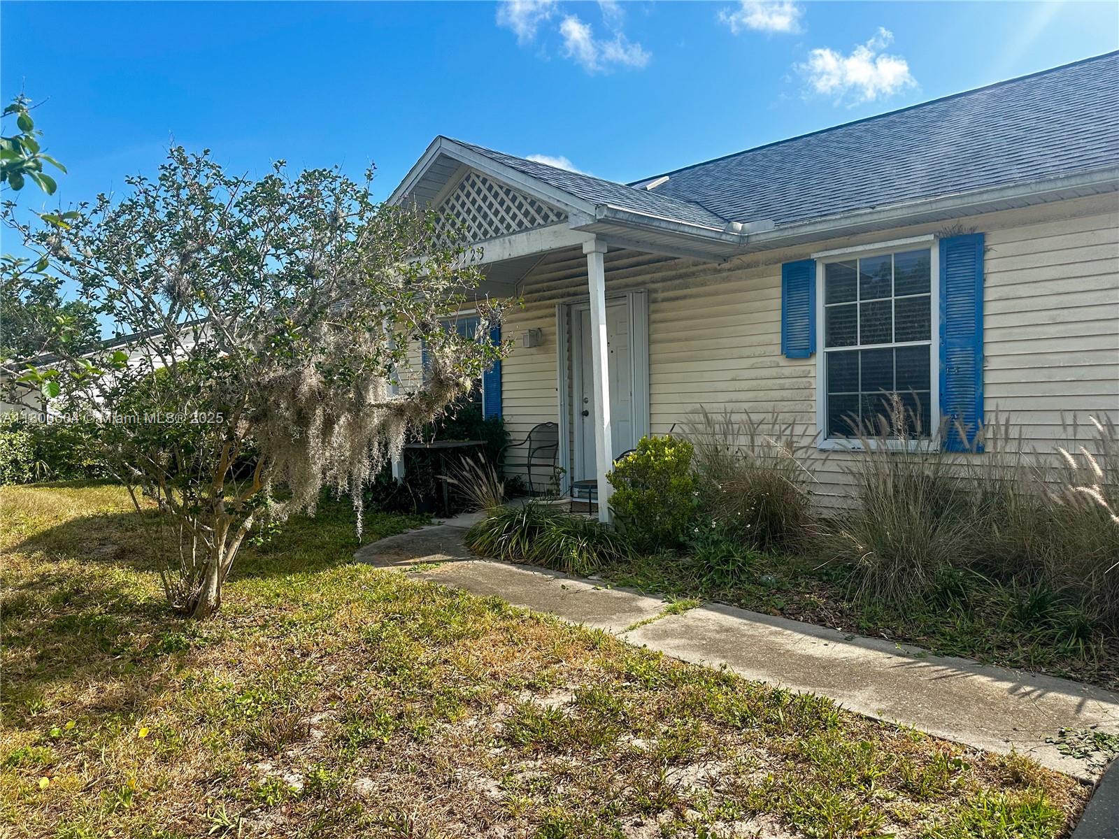 3123 Tamarind Drive