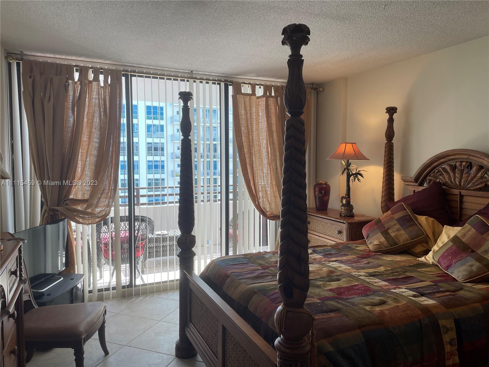ALEXANDER TOWERS CONDO - Residential Lease