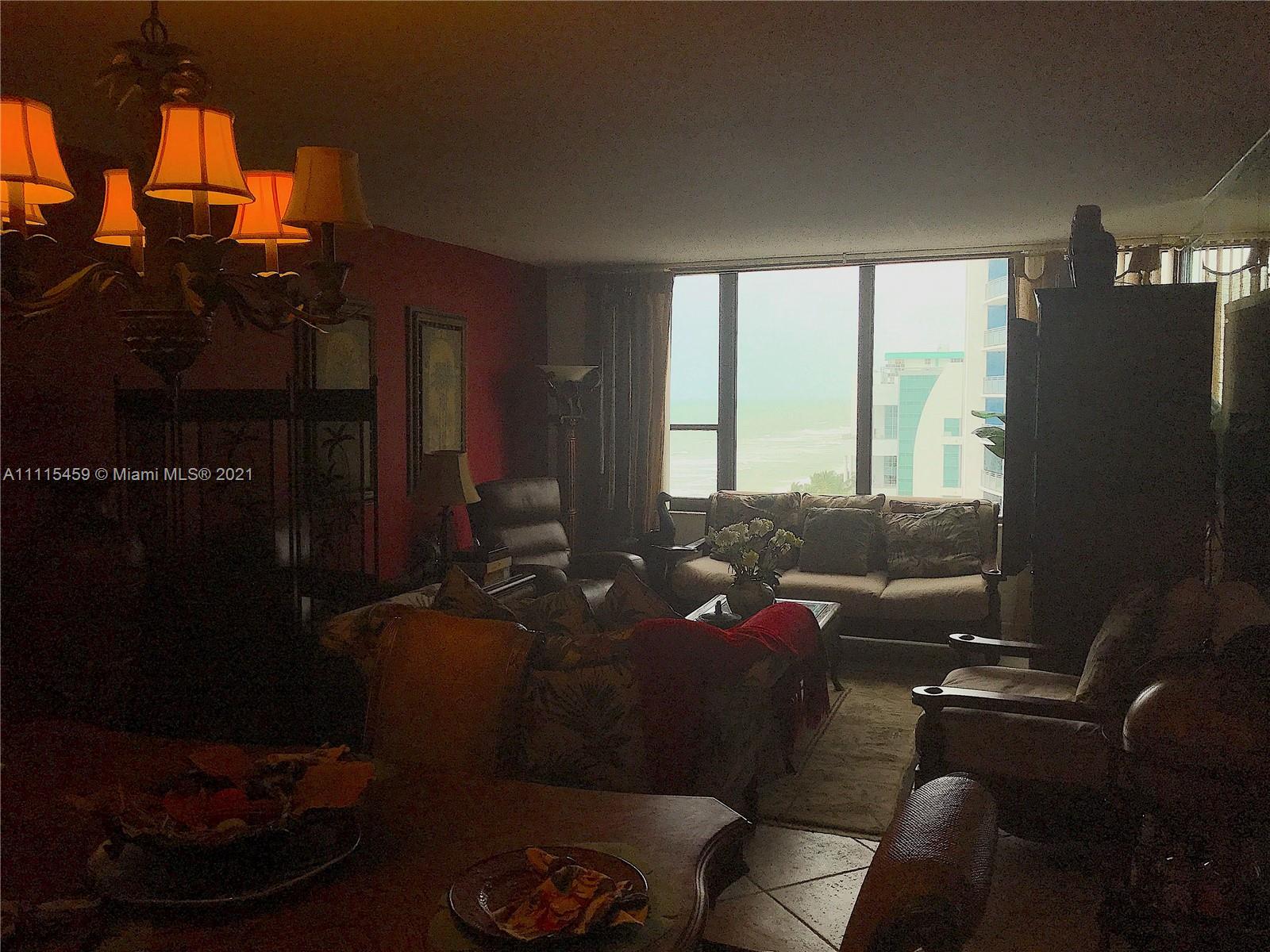 ALEXANDER TOWERS CONDO - Residential Lease