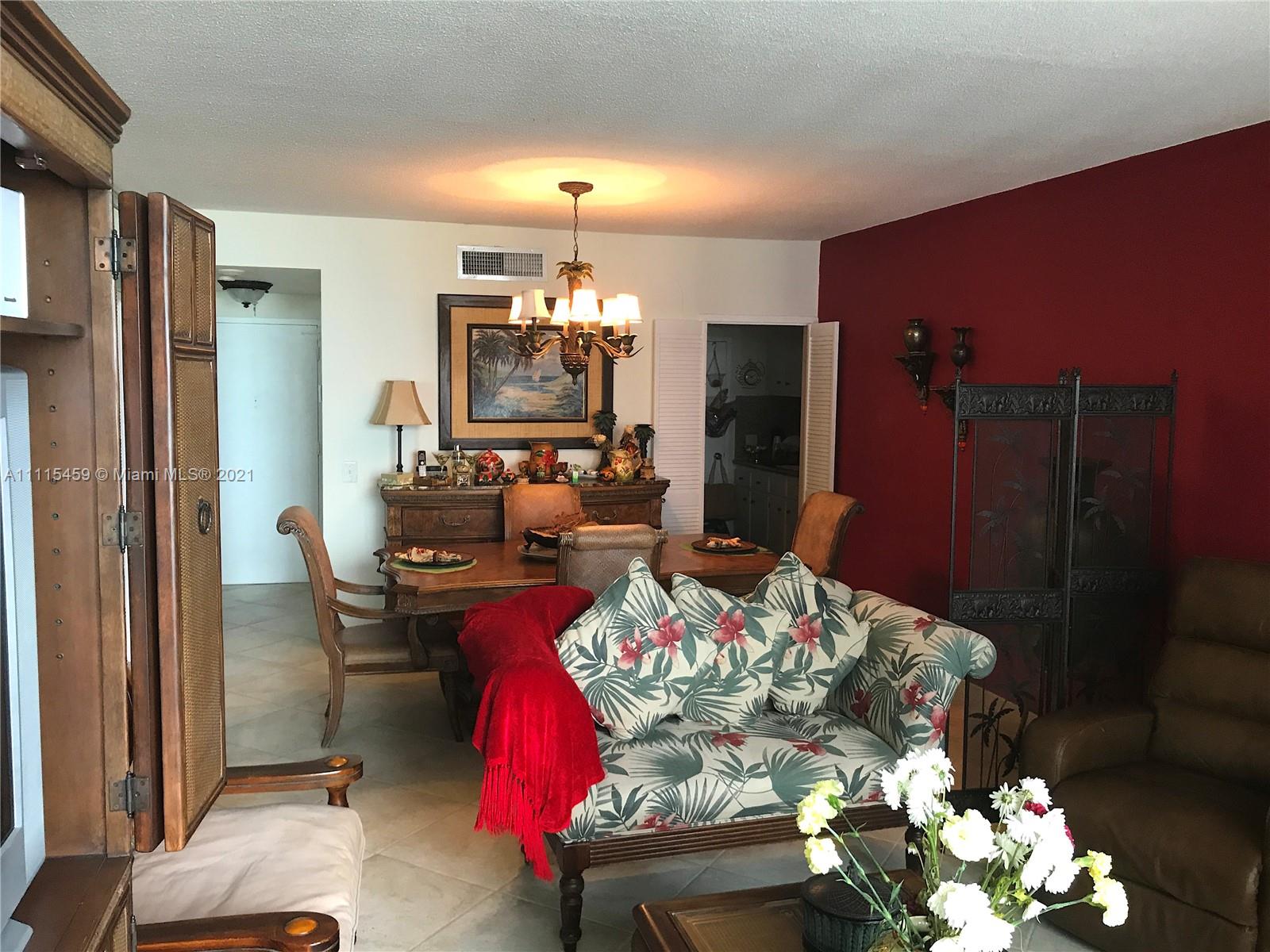 ALEXANDER TOWERS CONDO - Residential Lease