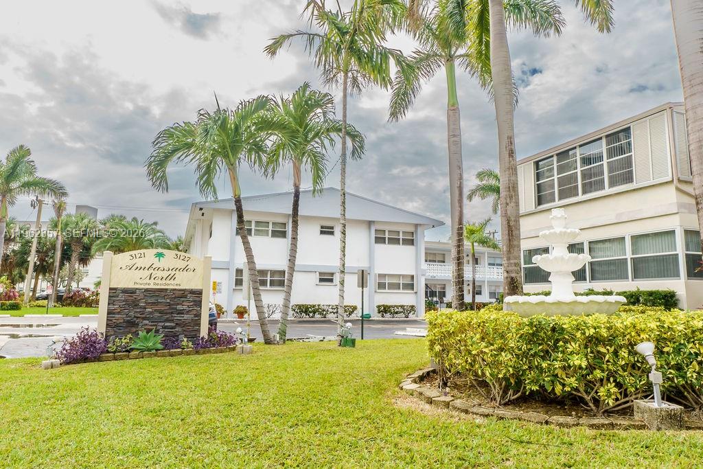 AMBASSADOR NORTH CO-OP - Residential