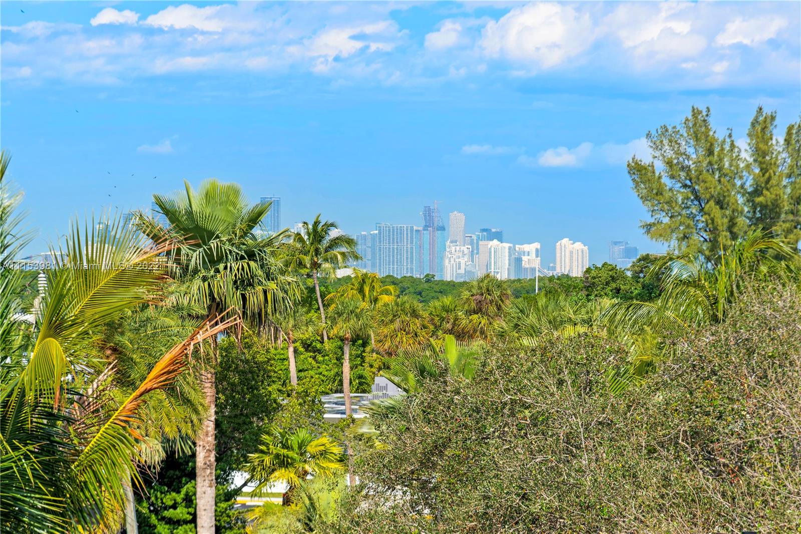 TROPICAL ISLE HOMES SUB 4 - Residential