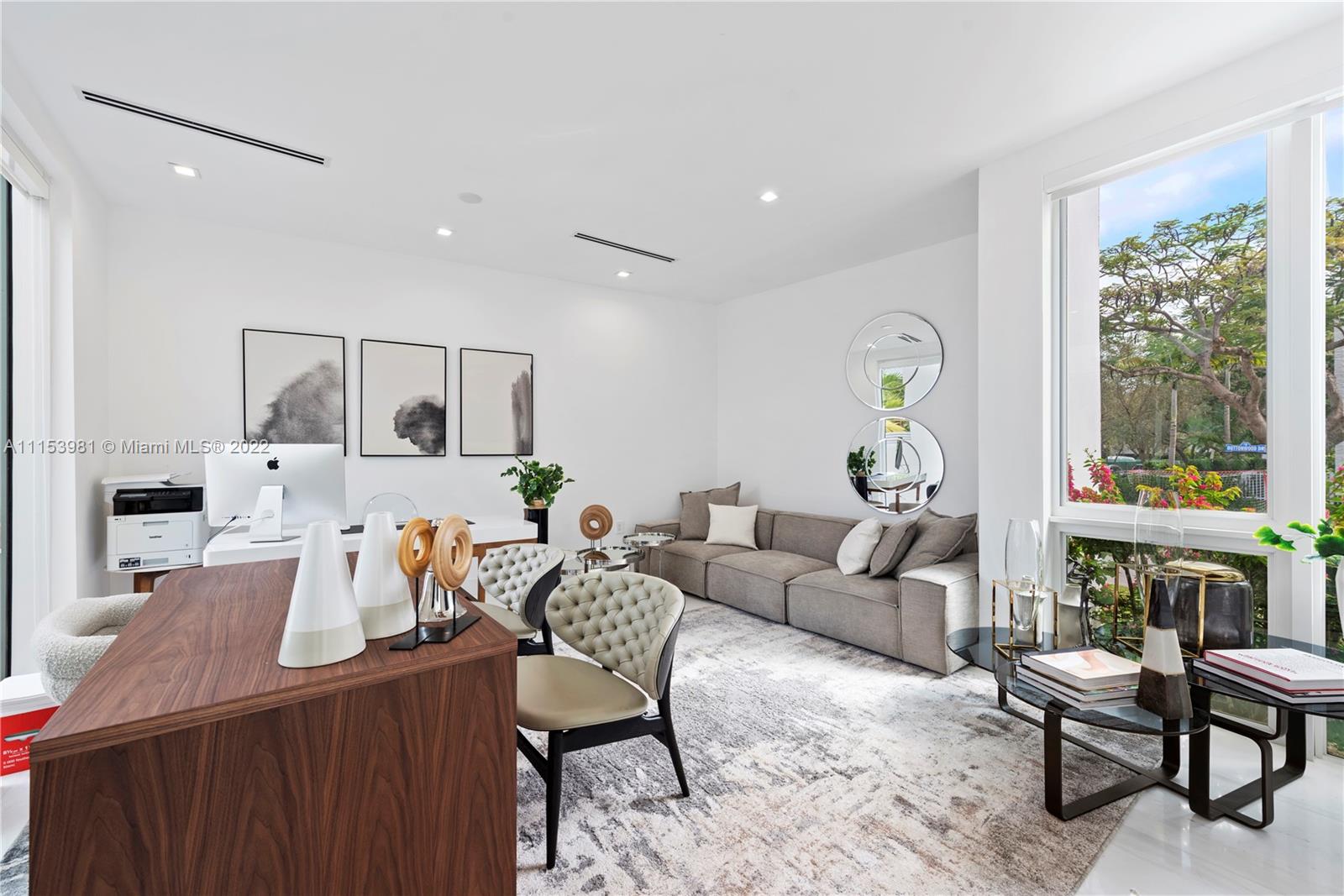 TROPICAL ISLE HOMES SUB 4 - Residential