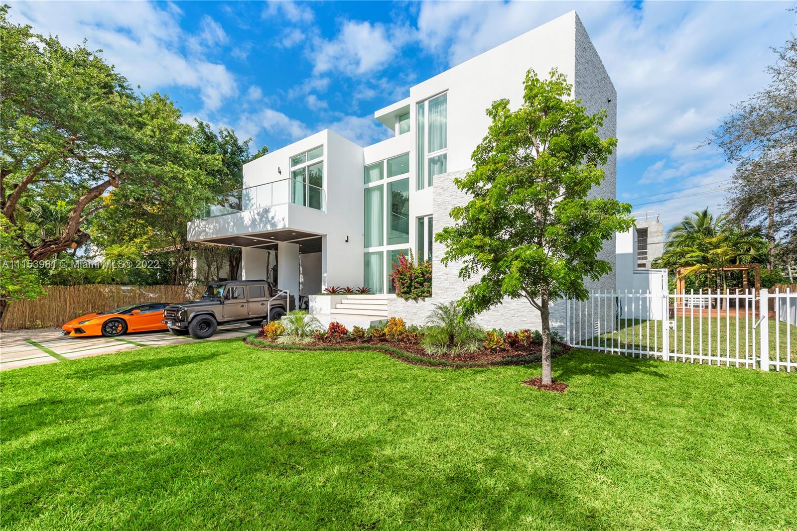 TROPICAL ISLE HOMES SUB 4 - Residential