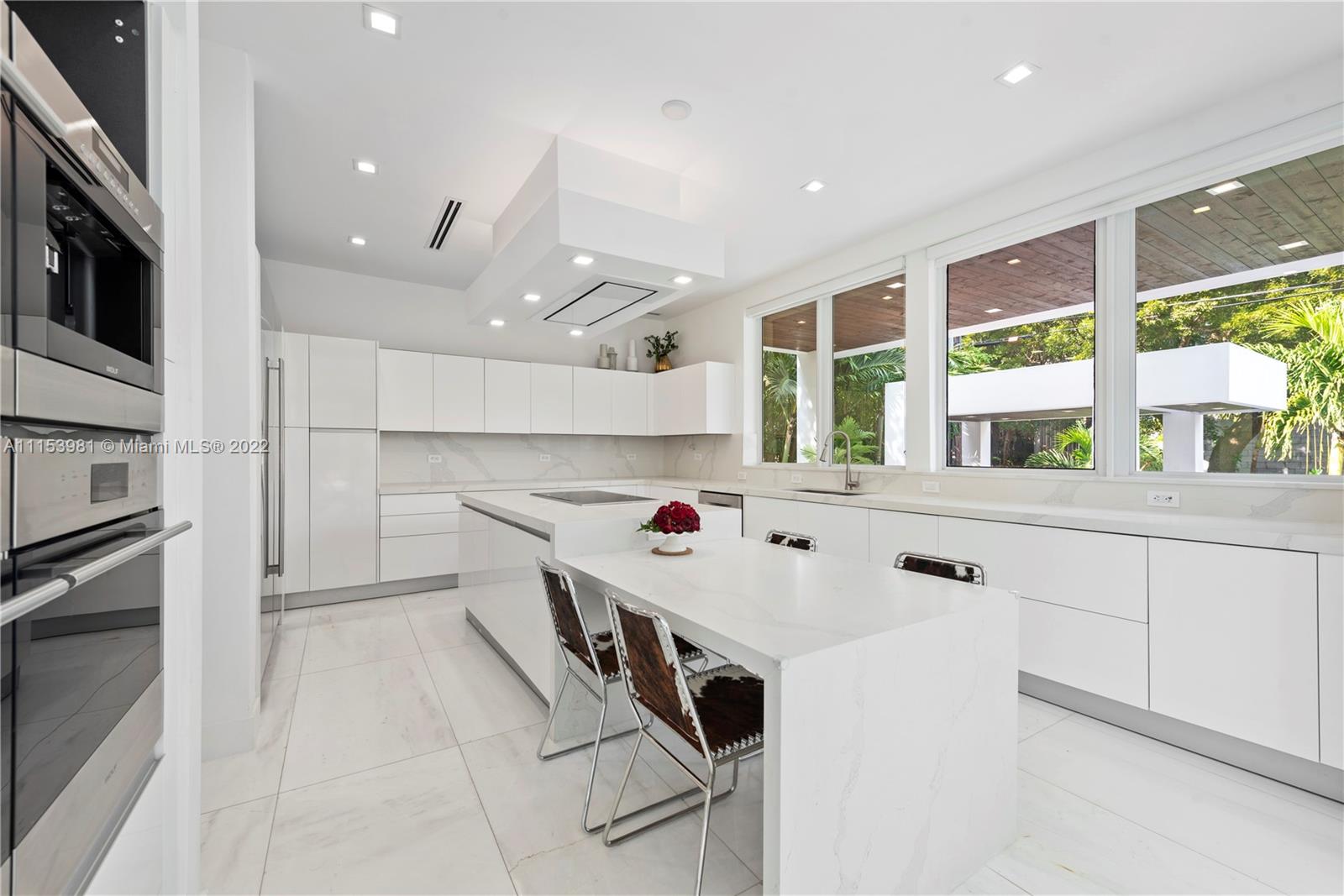 TROPICAL ISLE HOMES SUB 4 - Residential