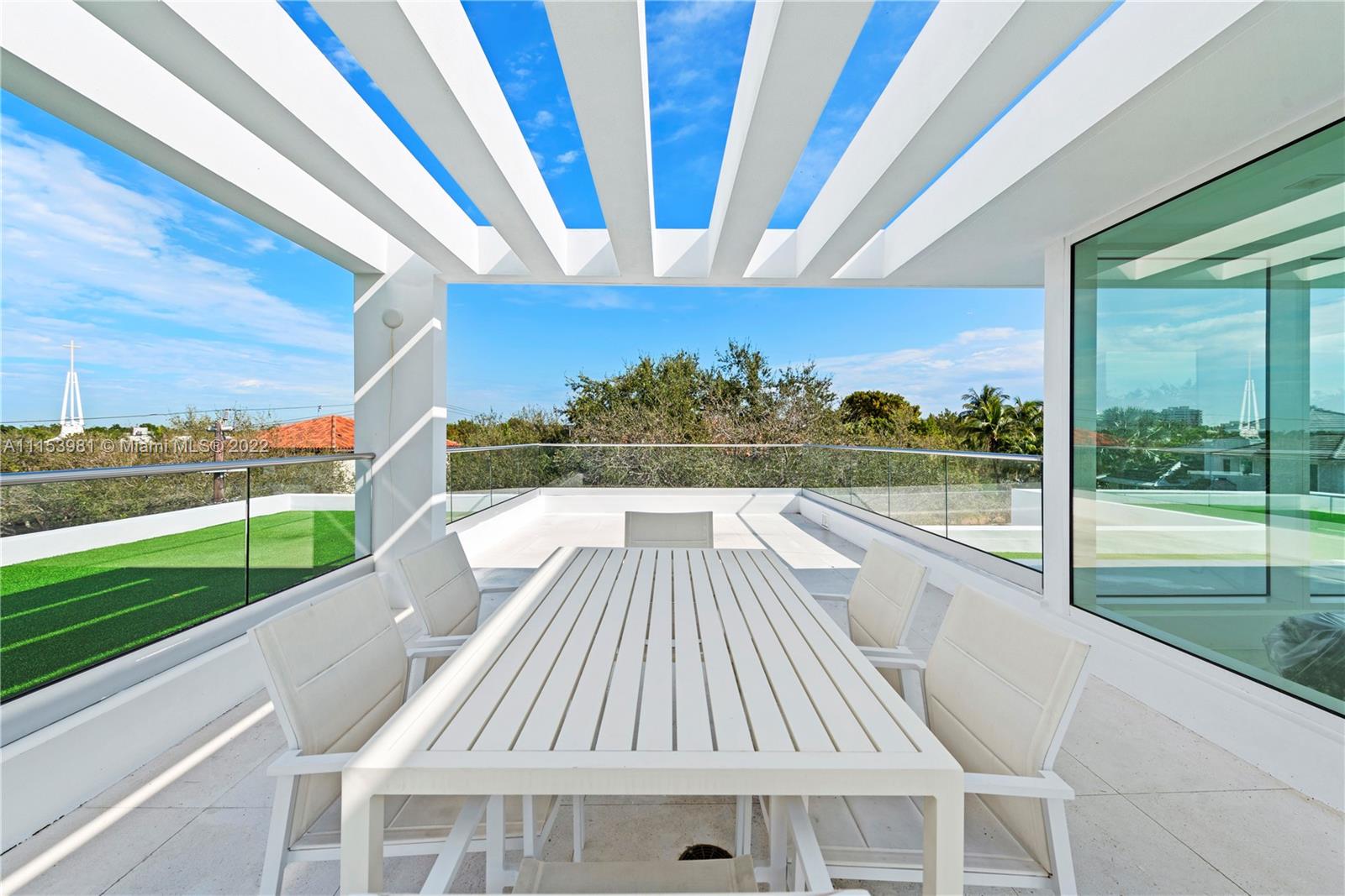 TROPICAL ISLE HOMES SUB 4 - Residential