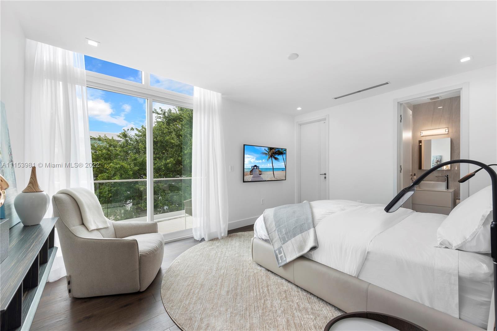 TROPICAL ISLE HOMES SUB 4 - Residential