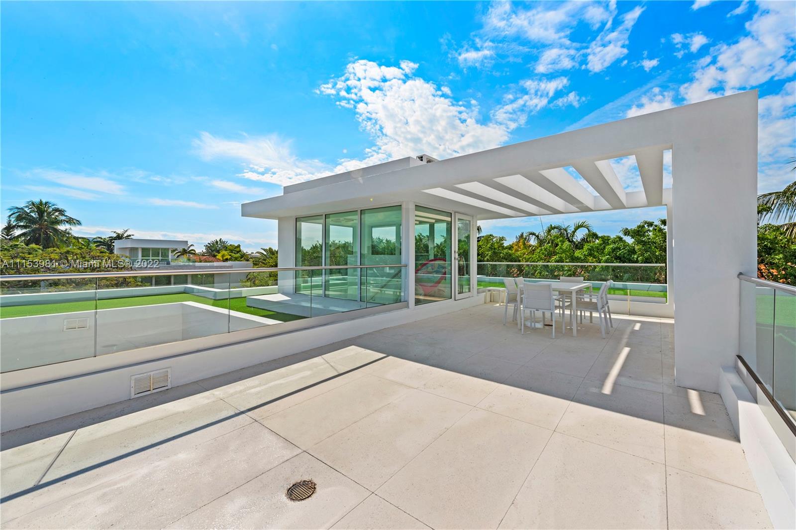 TROPICAL ISLE HOMES SUB 4 - Residential