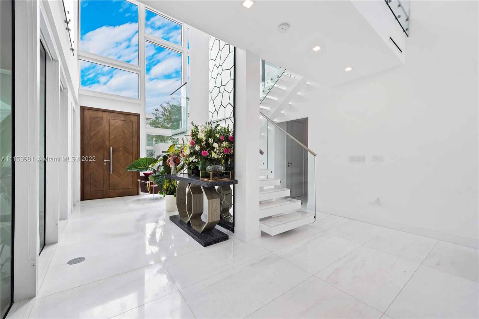 TROPICAL ISLE HOMES SUB 4 - Residential