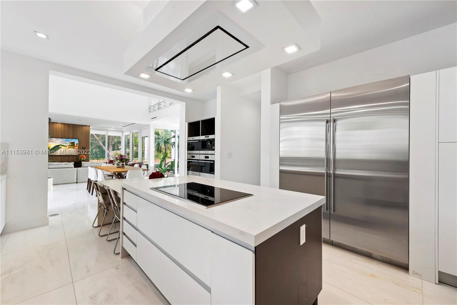 TROPICAL ISLE HOMES SUB 4 - Residential