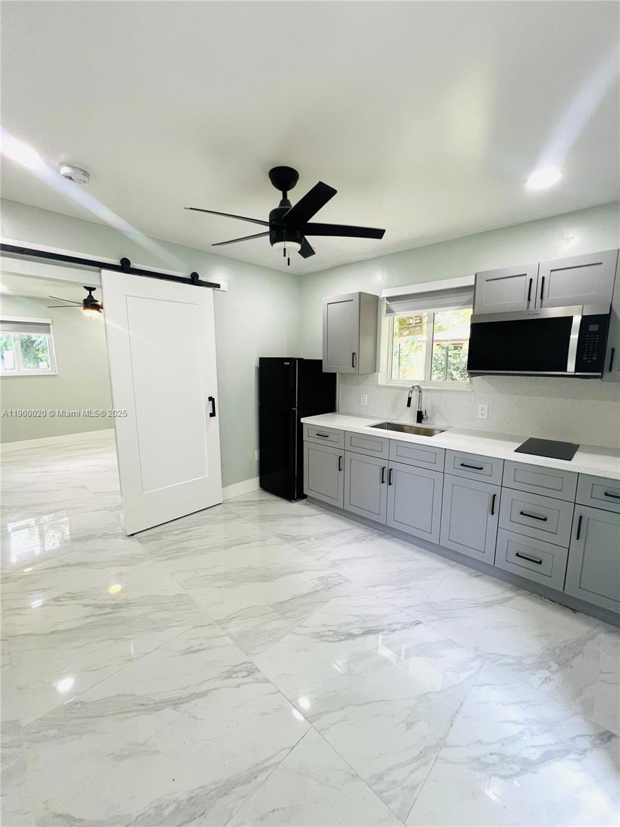 DIXIE HEIGHTS GARDEN - Residential Lease