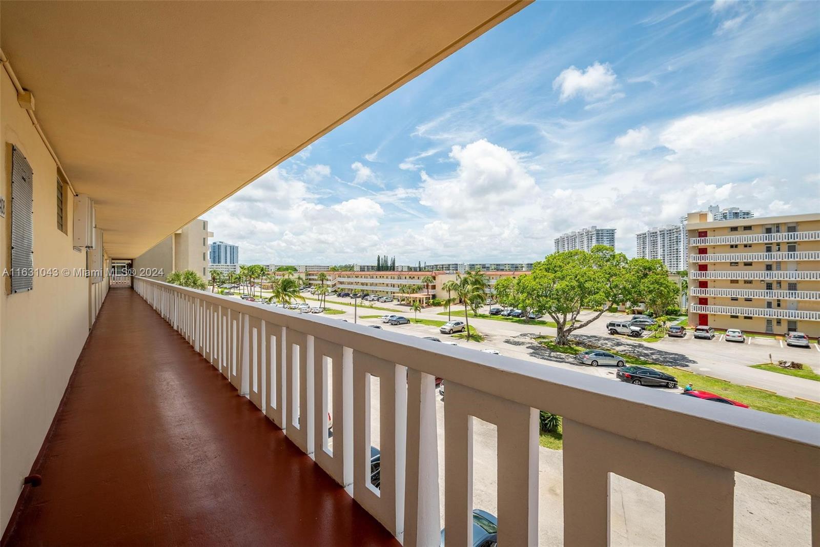 POINT EAST ONE CONDO-BLDG - Residential