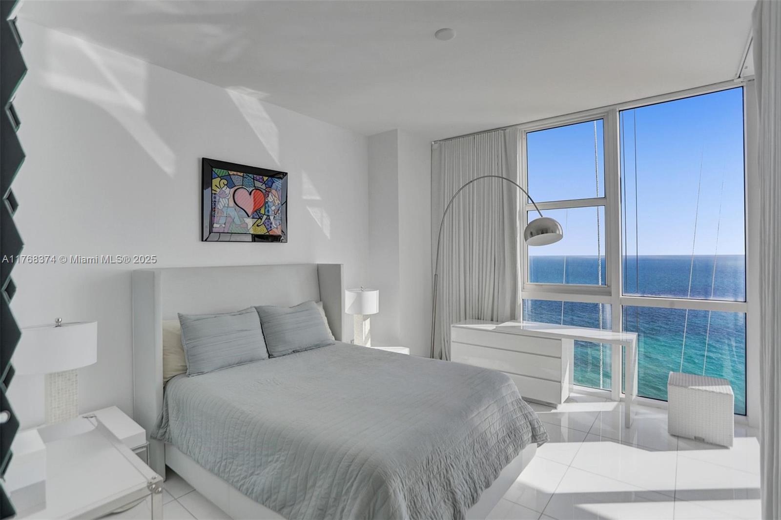 TRUMP ROYALE CONDO - Residential Lease