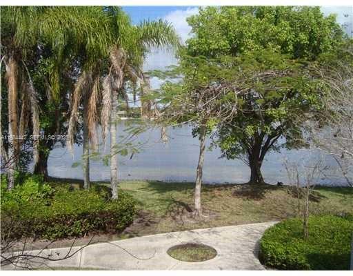 SUMMERBREEZE CONDO - Residential