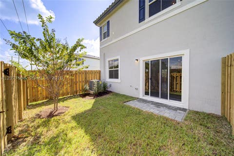 Tiny photo for 11881 NW 47th Mnr, Coral Springs, FL 33076 (MLS # A12077508)