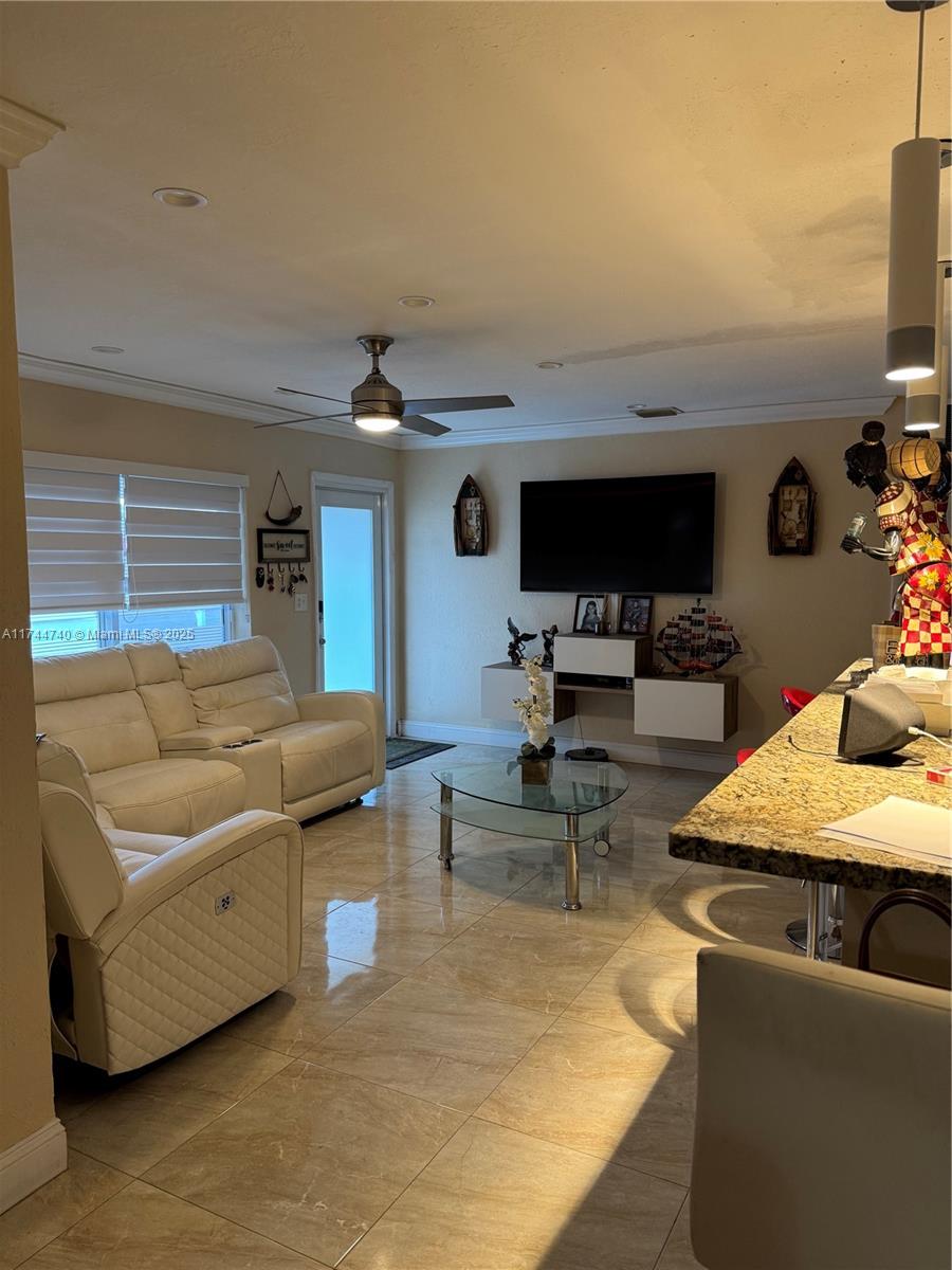 1ST ADDN TO GOLDEN HIGHLA - Residential