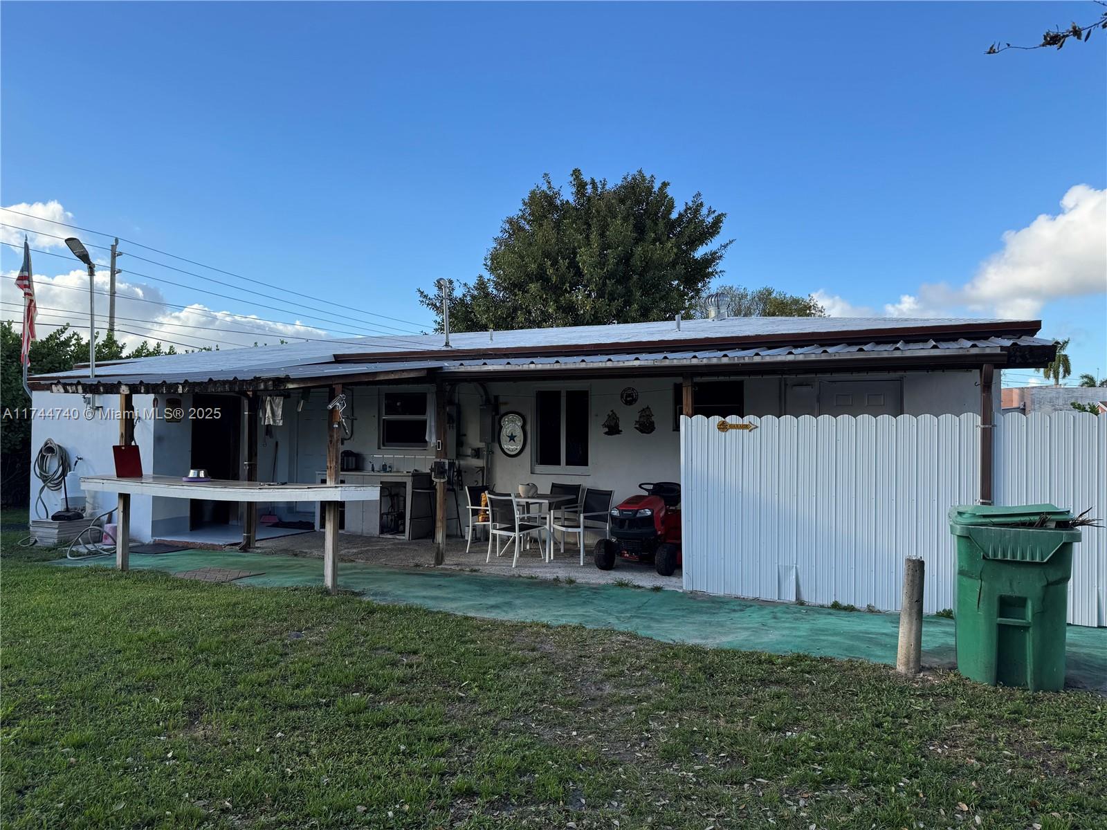 1ST ADDN TO GOLDEN HIGHLA - Residential