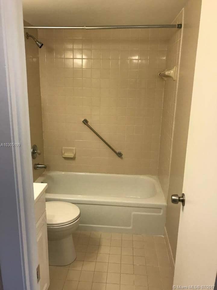 PARK PLACE 5 CONDO - Residential Lease