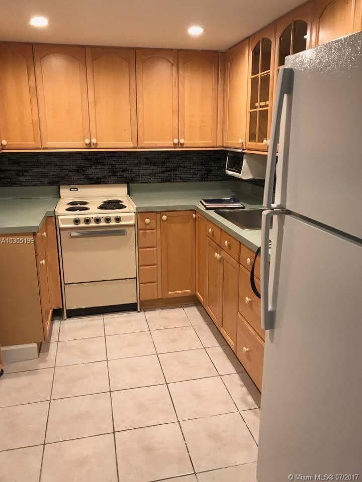 PARK PLACE 5 CONDO - Residential Lease