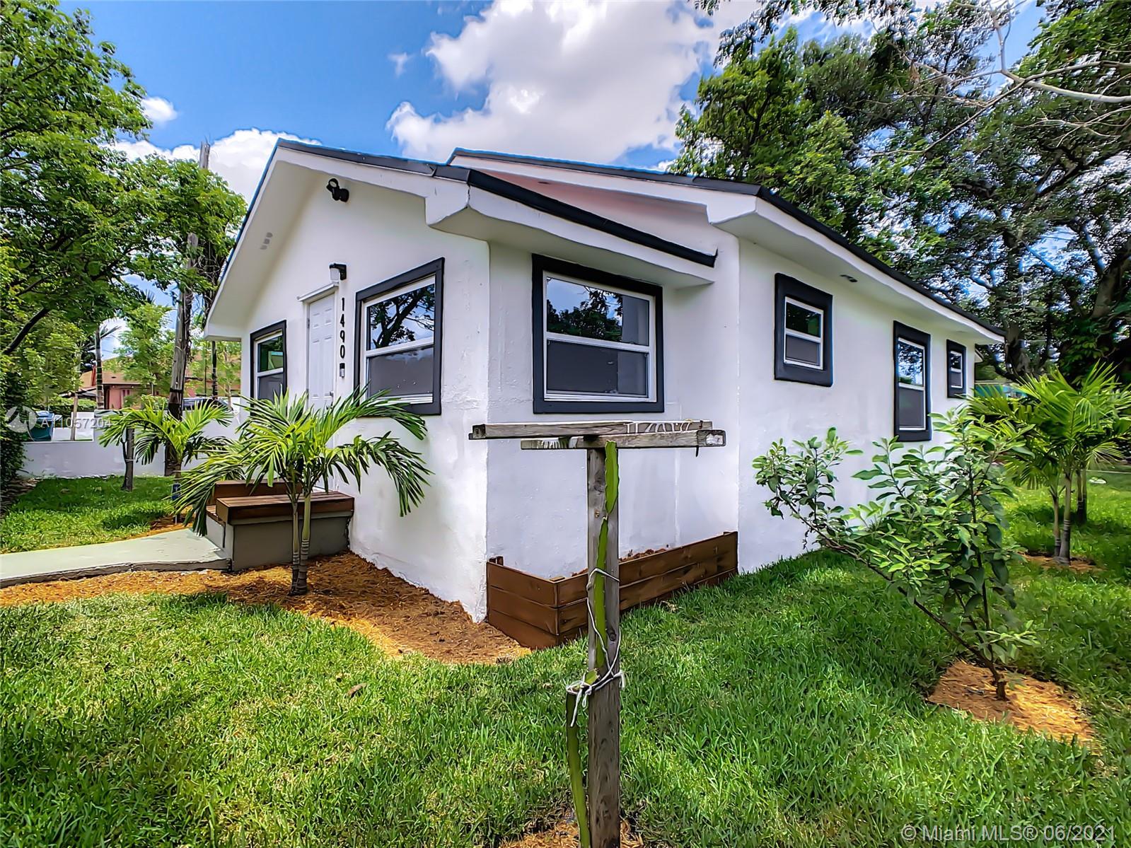 N MIAMI EST 1ST ADDN - Residential