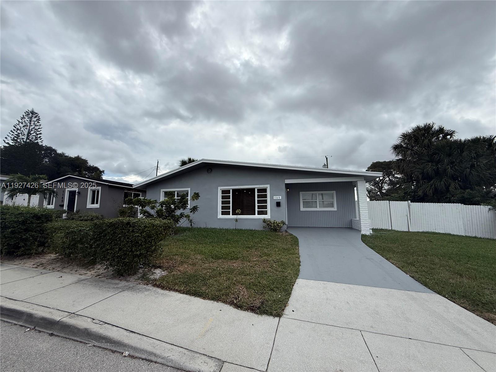 View photos, virtual tours, details... 1149 W 26th St