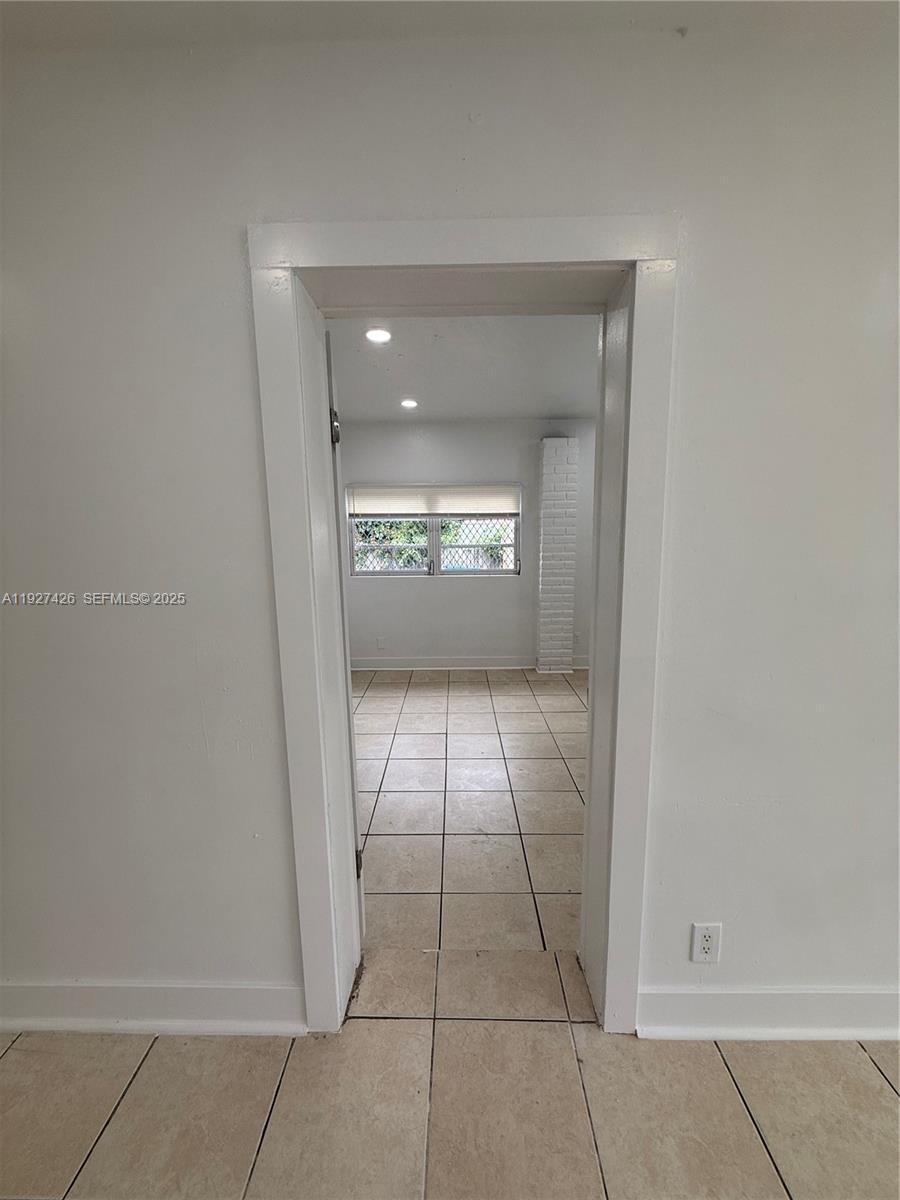 MONROE HEIGHTS - Residential Lease