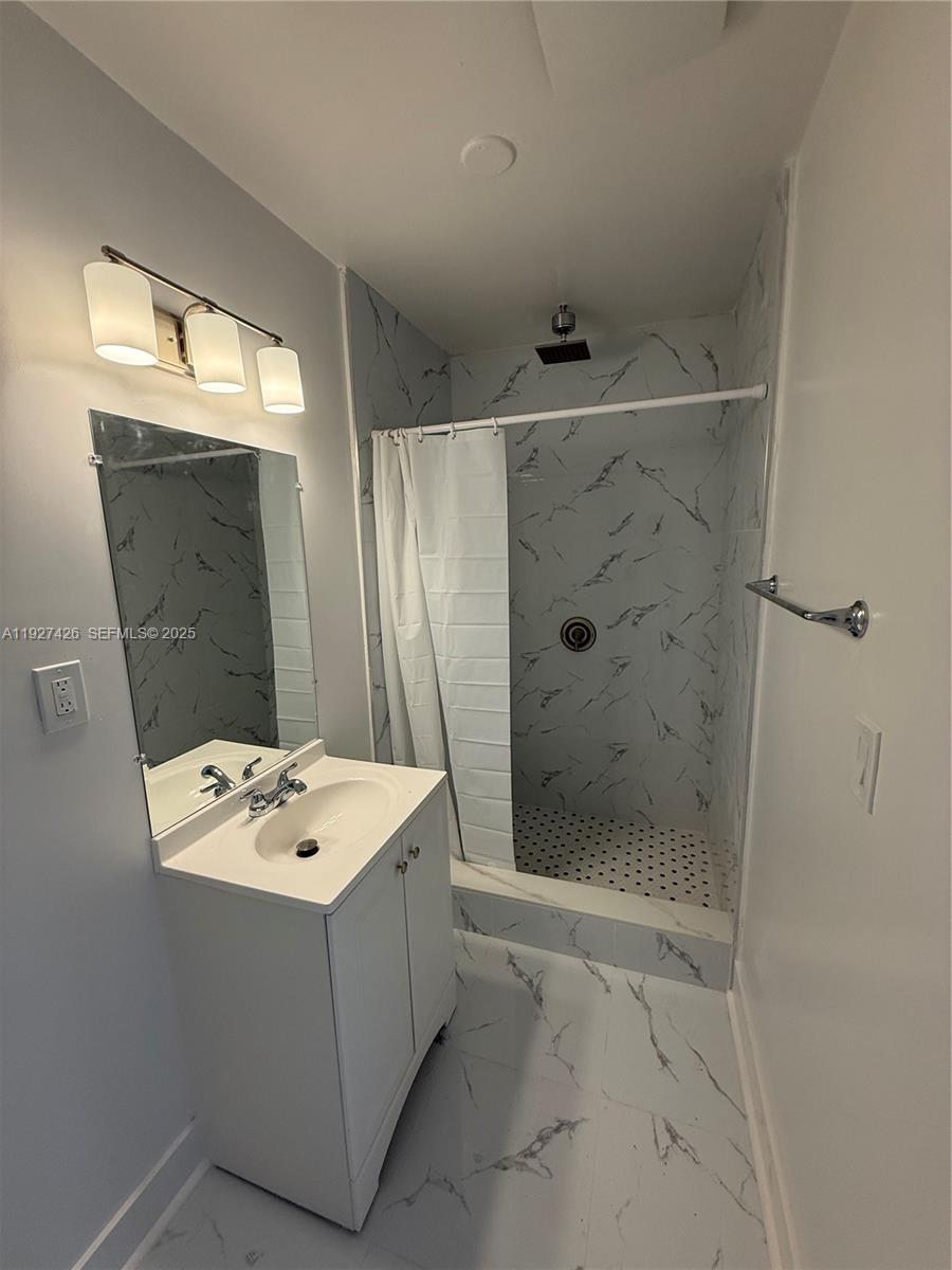 MONROE HEIGHTS - Residential Lease