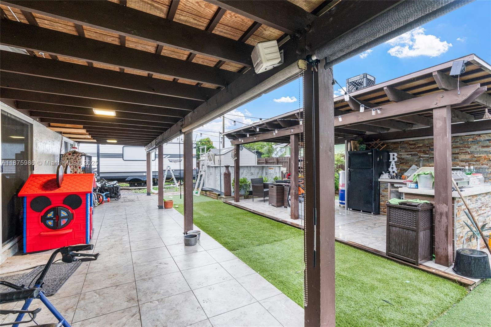 FAIRLAND GARDENS - Residential