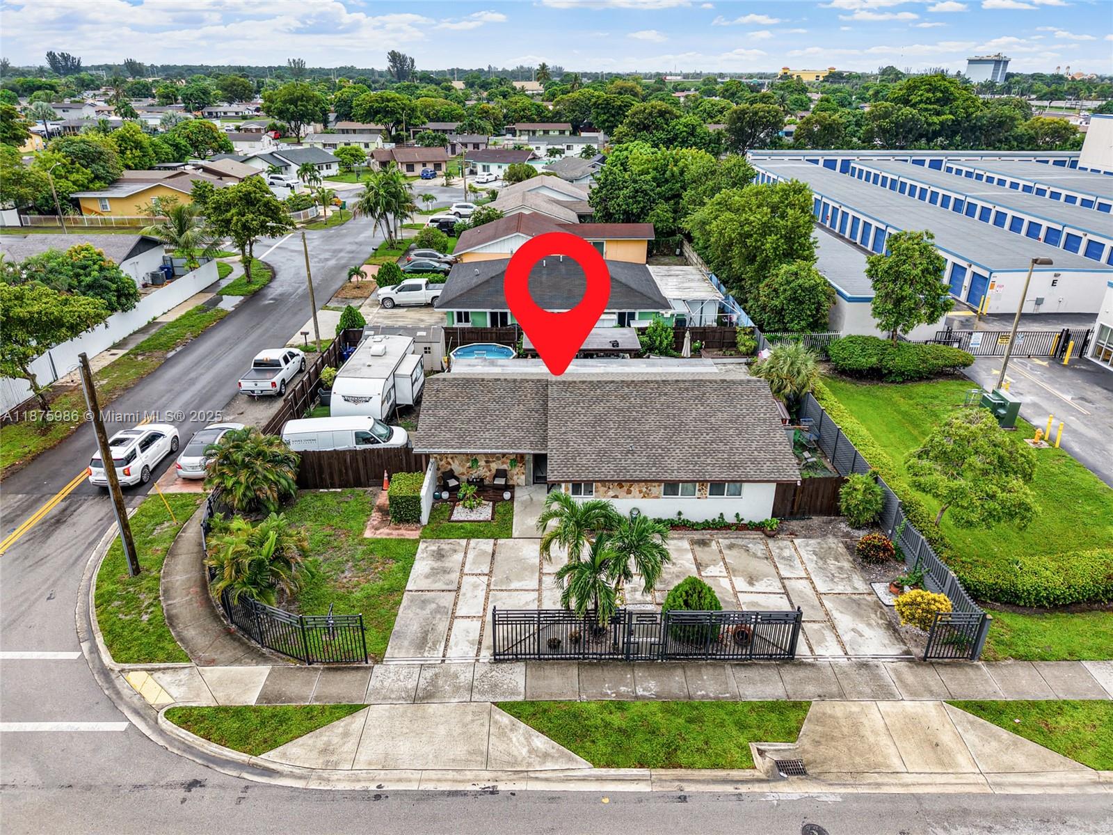 FAIRLAND GARDENS - Residential