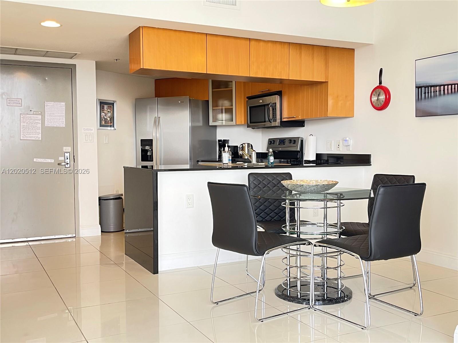 OPERA TOWER CONDO - Residential