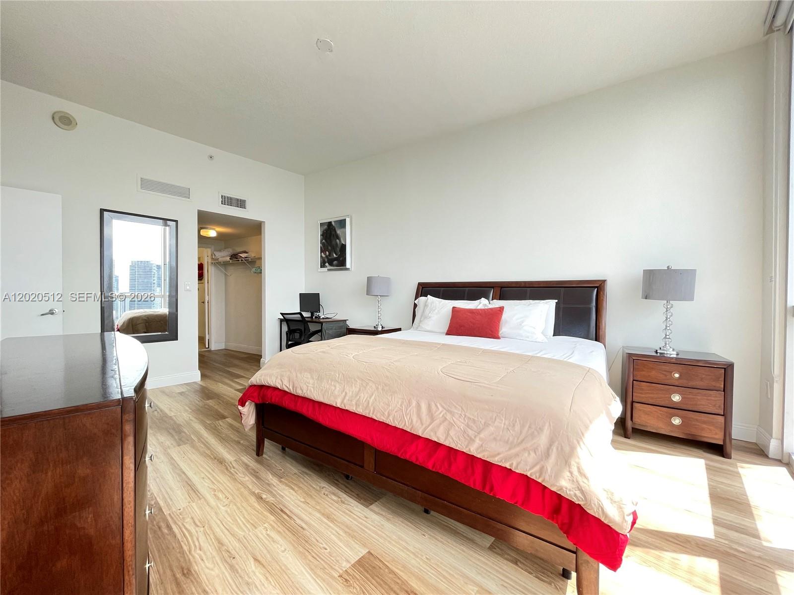 OPERA TOWER CONDO - Residential