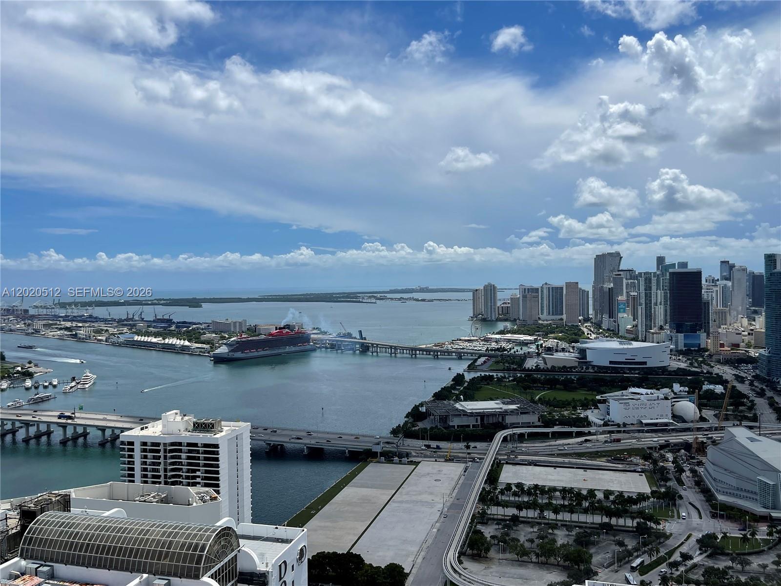 OPERA TOWER CONDO - Residential
