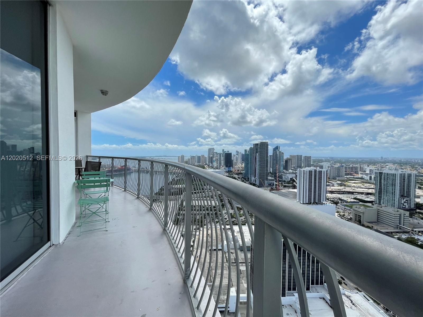 OPERA TOWER CONDO - Residential