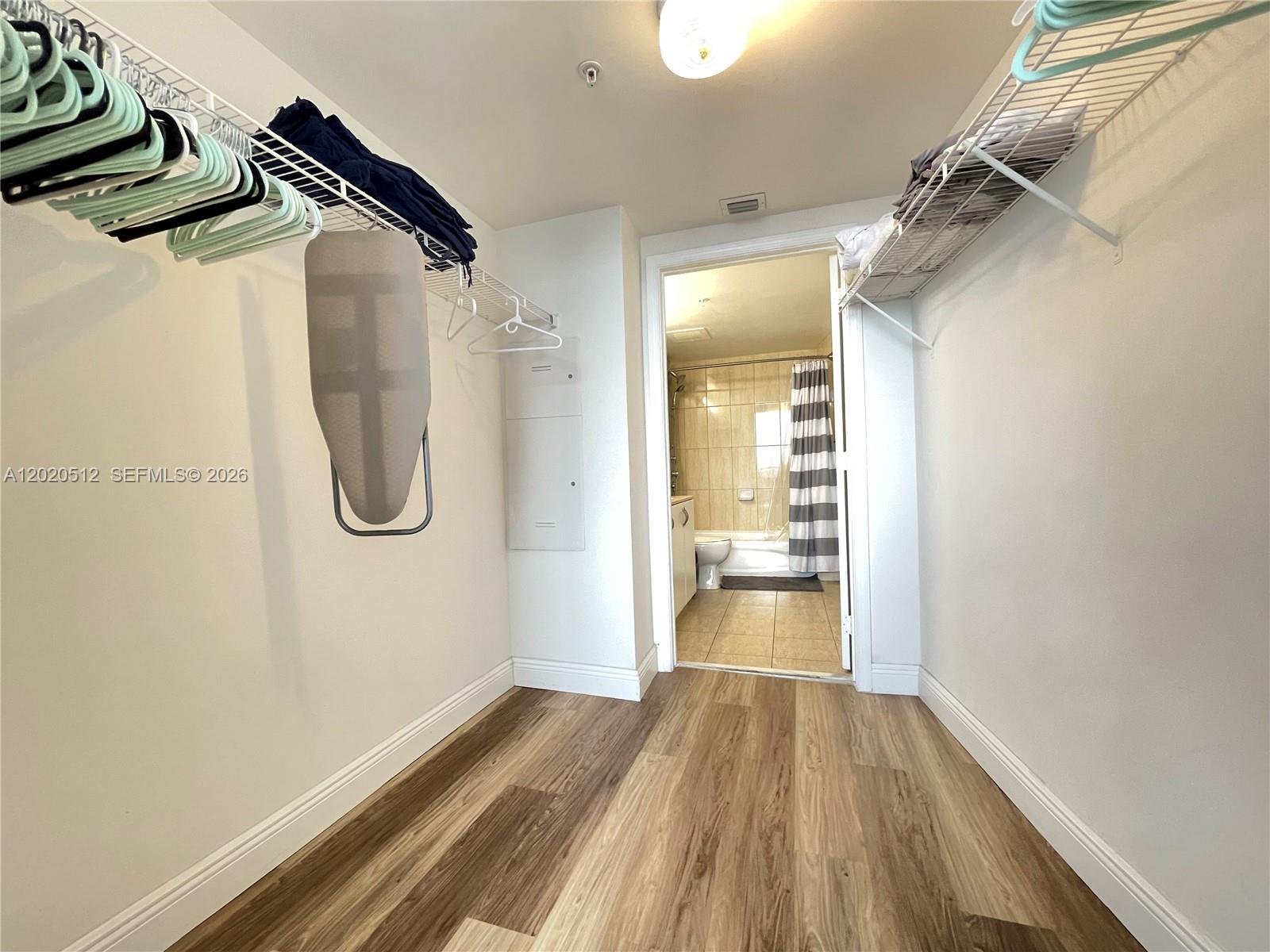 OPERA TOWER CONDO - Residential