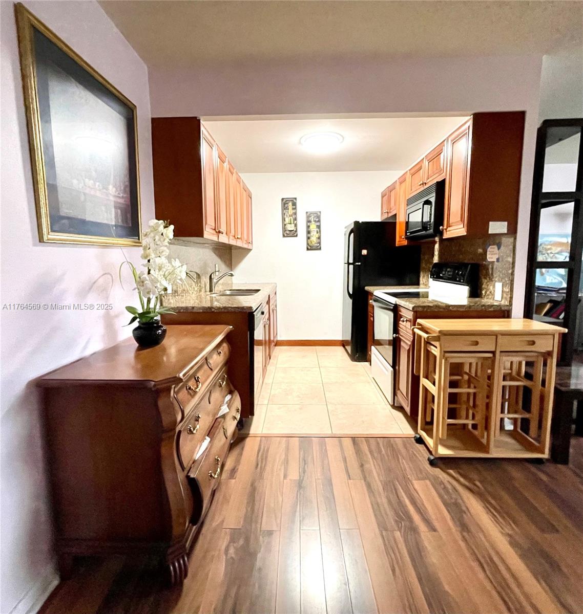 4031 Harwood D 403, Deerfield Beach, Broward County, Florida - 1 Bedrooms  
2 Bathrooms - 