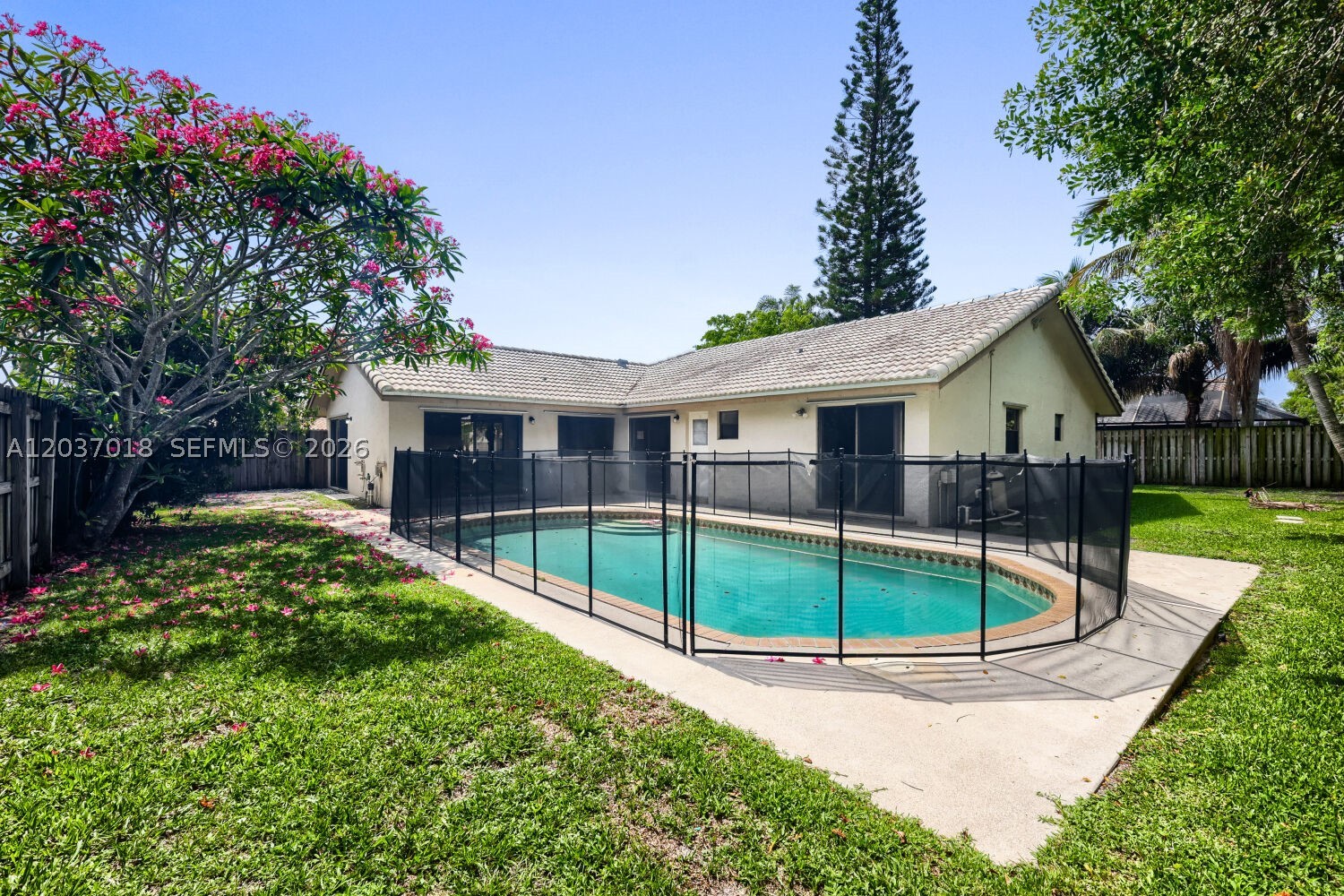 7195 NW 5th Ave