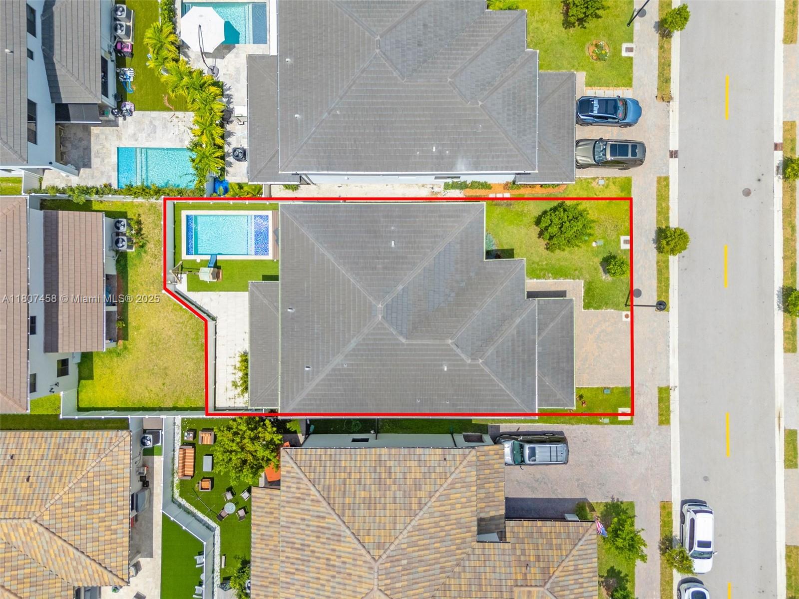 DOWNTOWN DORAL SOUTH PHAS - Residential