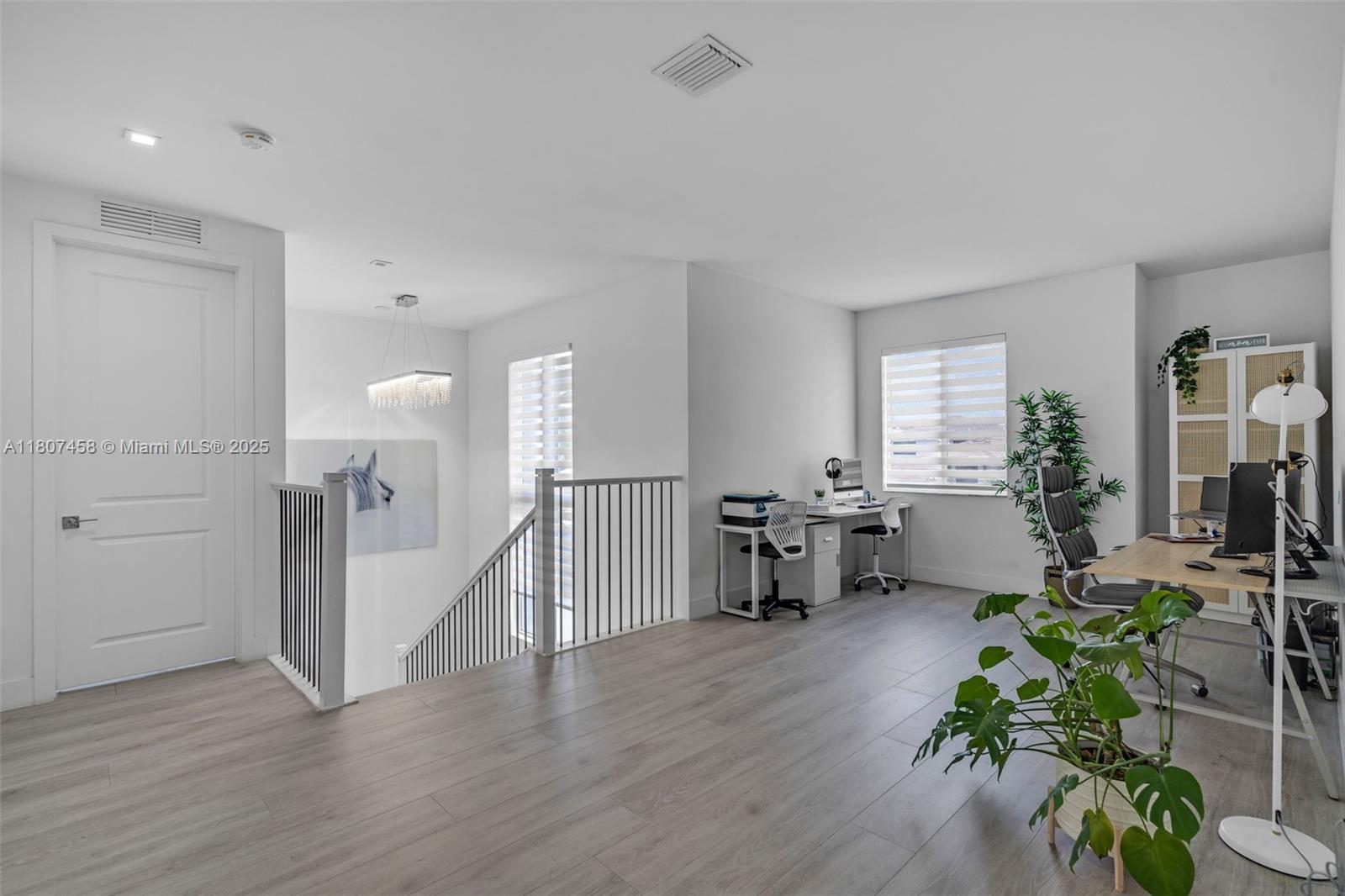 DOWNTOWN DORAL SOUTH PHAS - Residential