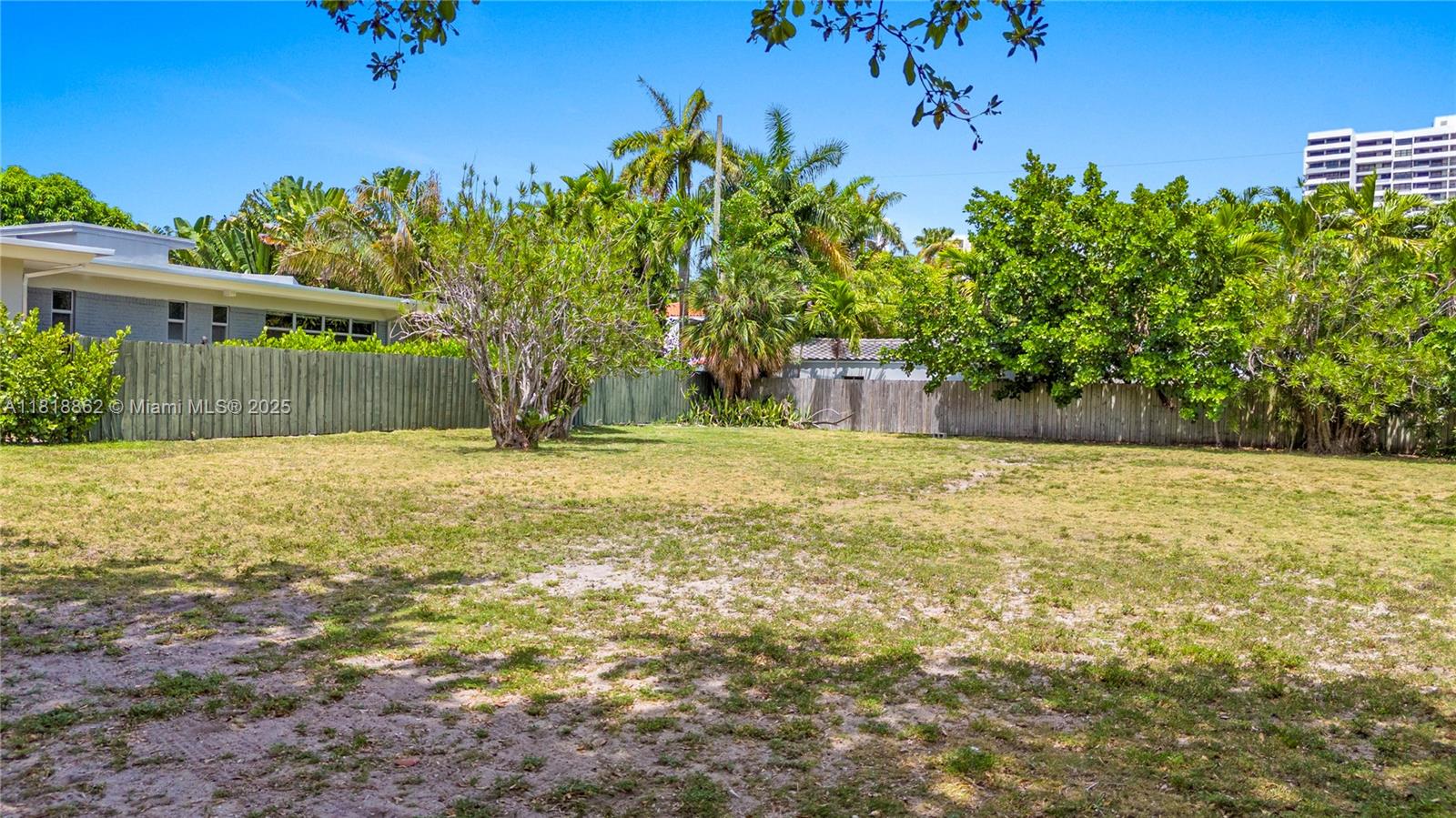 FLAMINGO TERRACE EXTENSIO - Residential