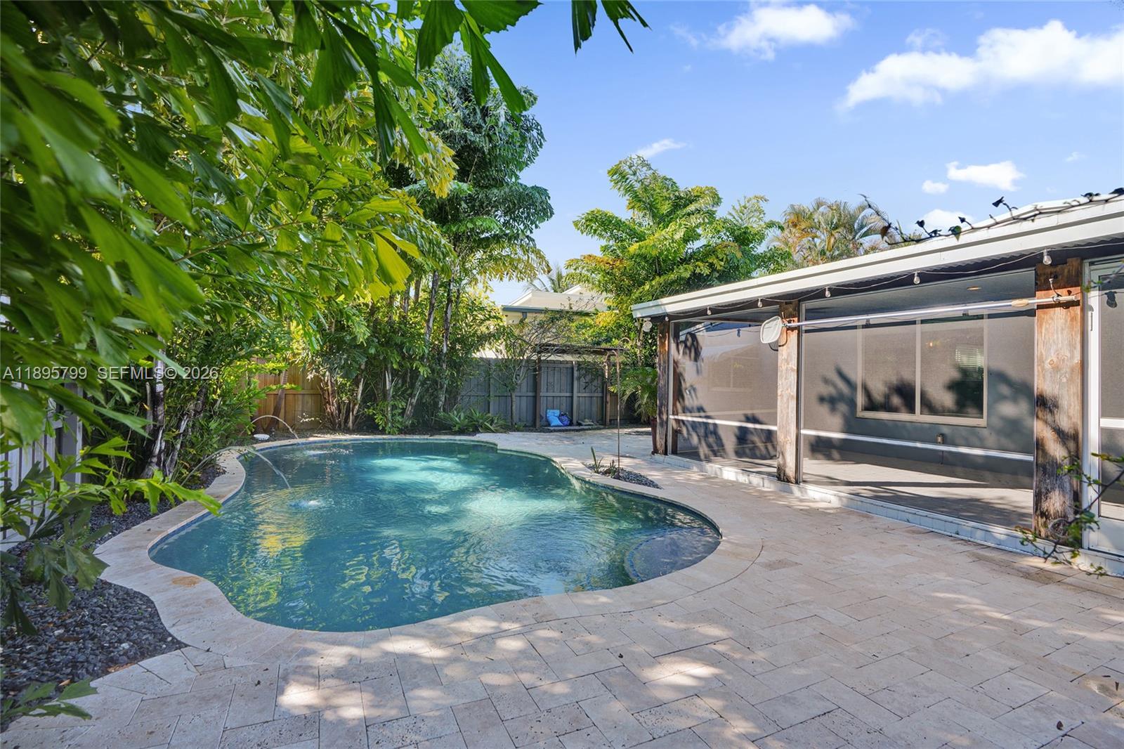 Poinsettia Heights - Residential