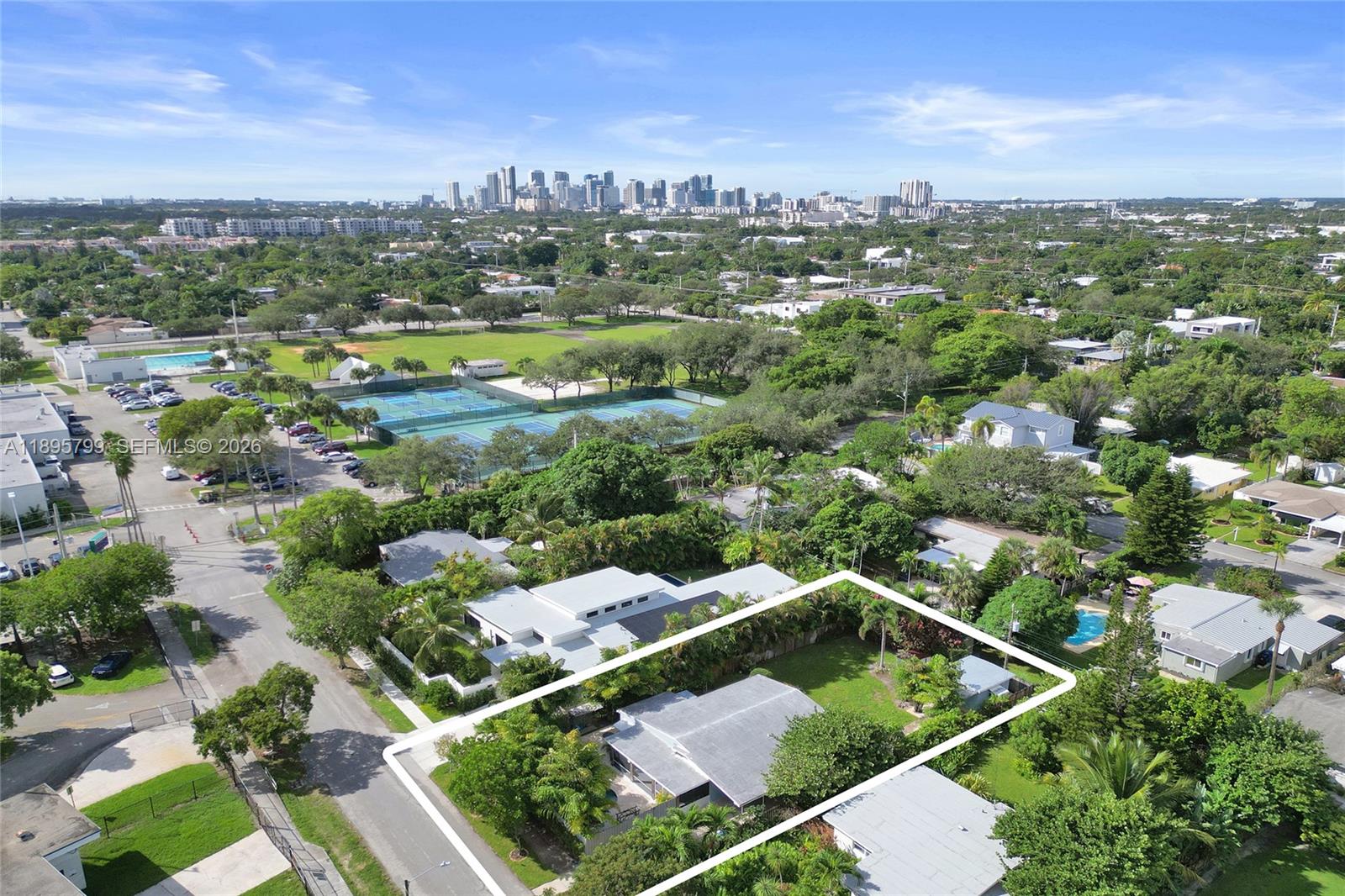 Poinsettia Heights - Residential