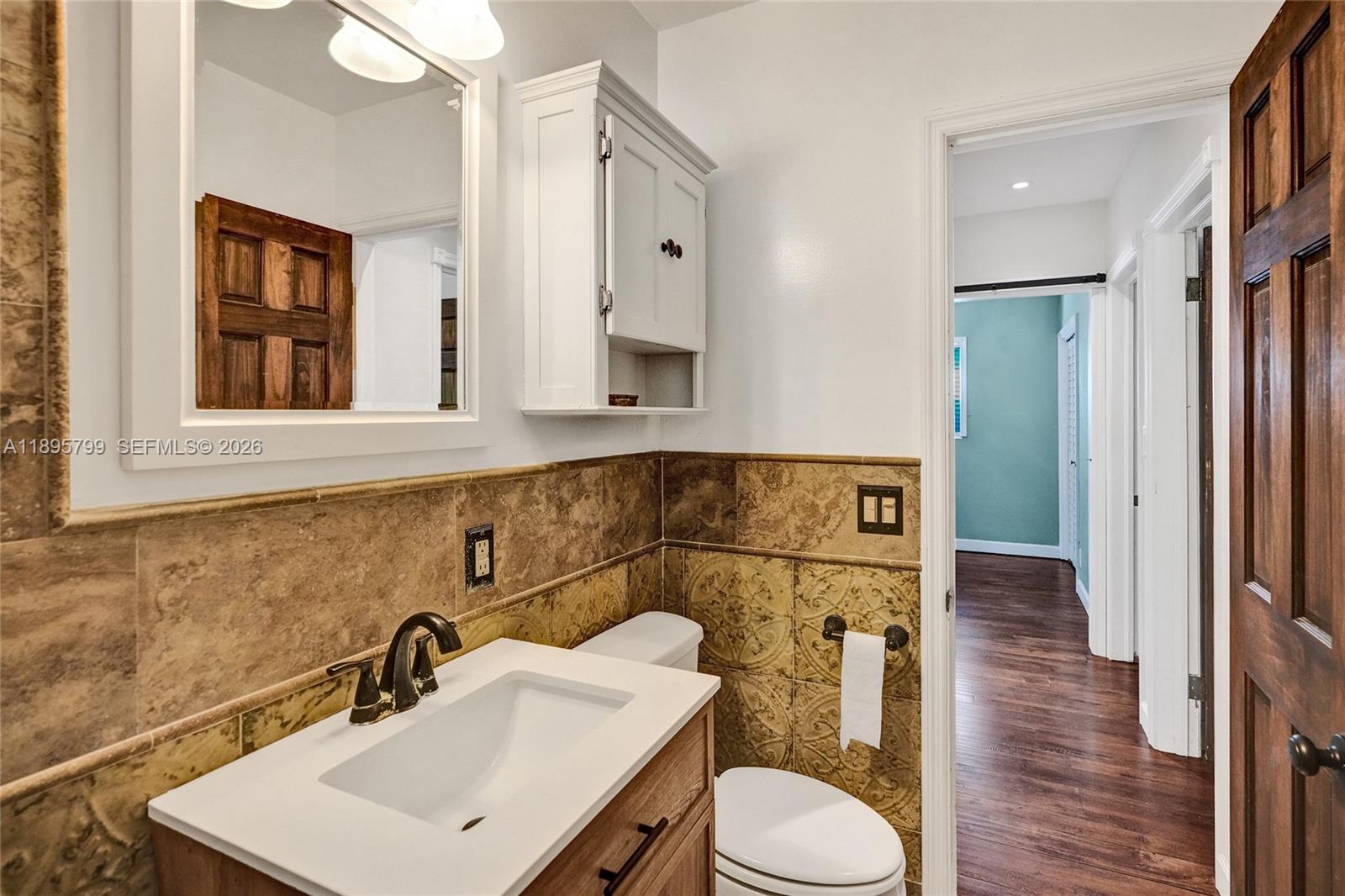 Poinsettia Heights - Residential